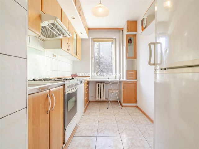 Mieszkanie 3-pokojowe Kraków Czyżyny, os. Dywizjonu 303. Zdjęcie 17