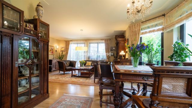 dom wolnostojący, 6 pokoi Bibice, ul. Kwiaty Polne. Zdjęcie 30