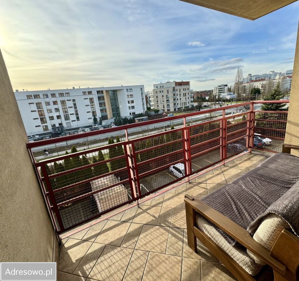 Mieszkanie 2-pokojowe Warszawa Natolin, ul. Stryjeńskich. Zdjęcie 2