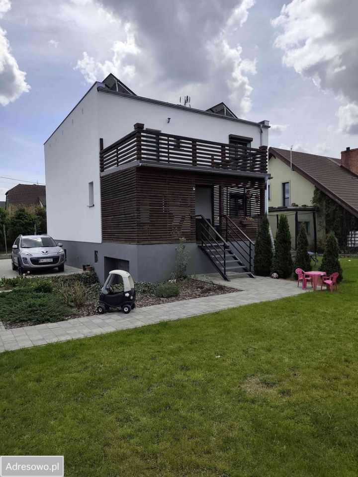dom wolnostojący, 4 pokoje Chrzypsko Wielkie, ul. Leśna. Zdjęcie 2