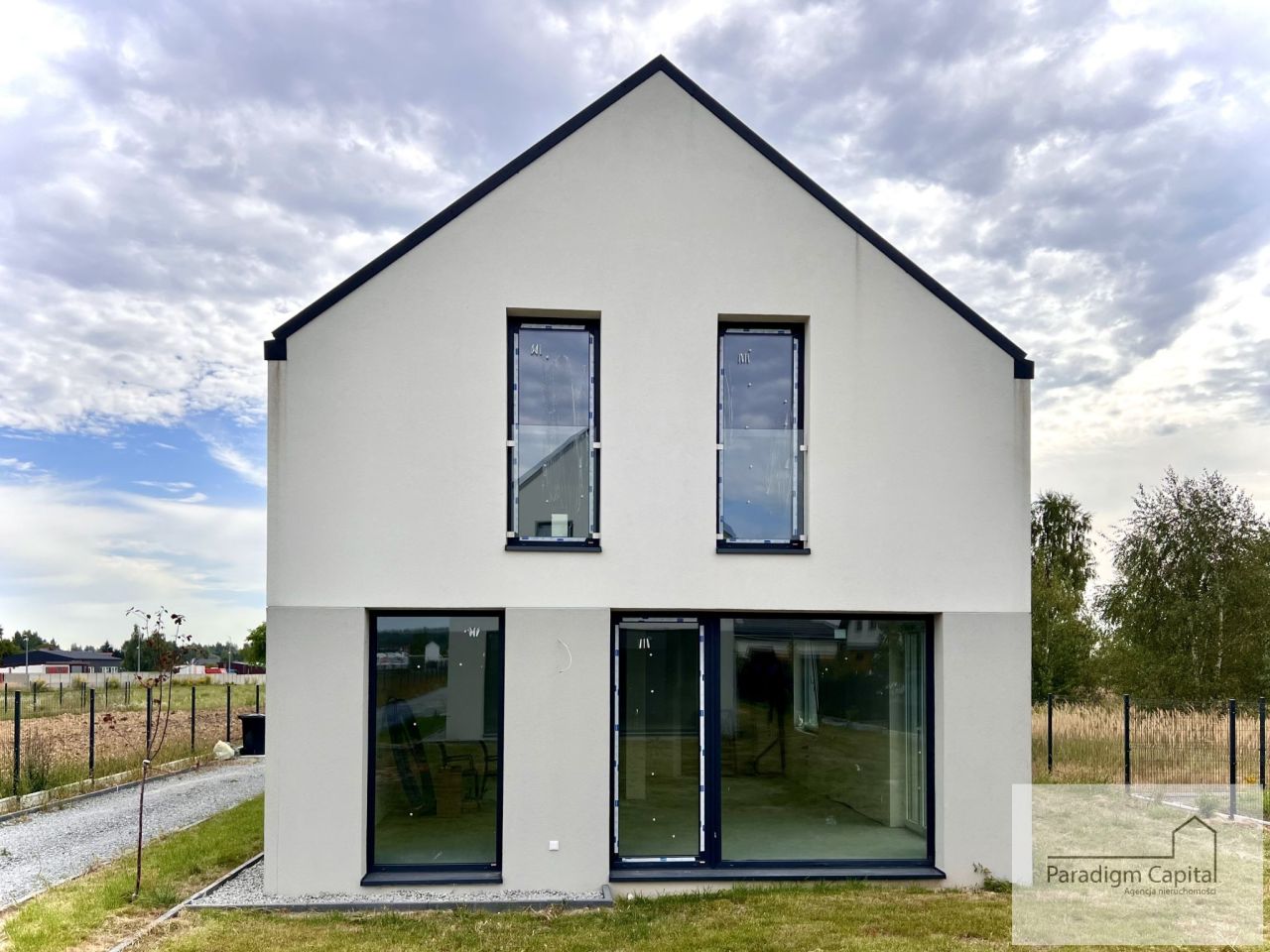 dom wolnostojący, 5 pokoi Mników. Zdjęcie 2