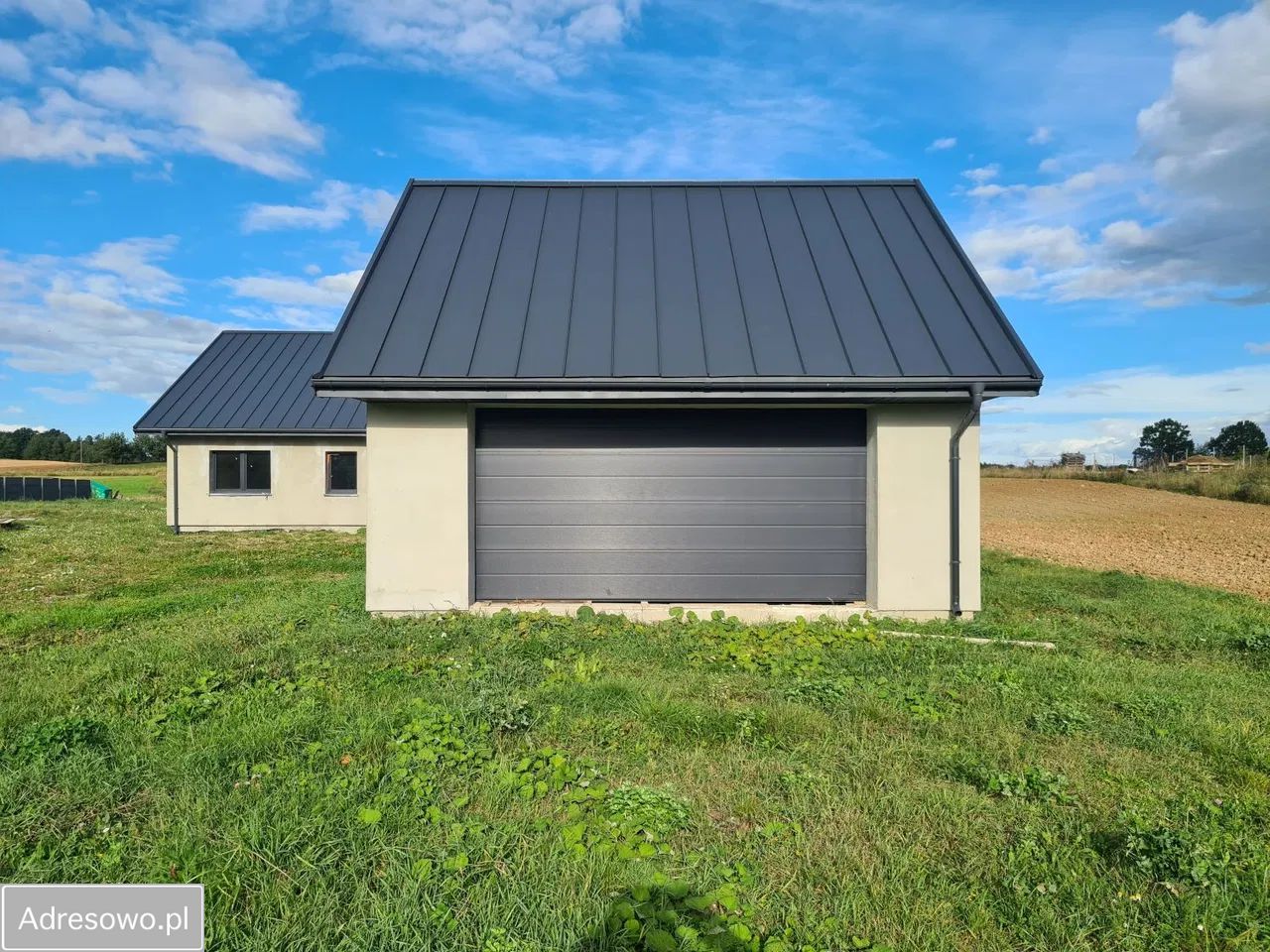 dom wolnostojący, 5 pokoi Okuniowiec. Zdjęcie 2