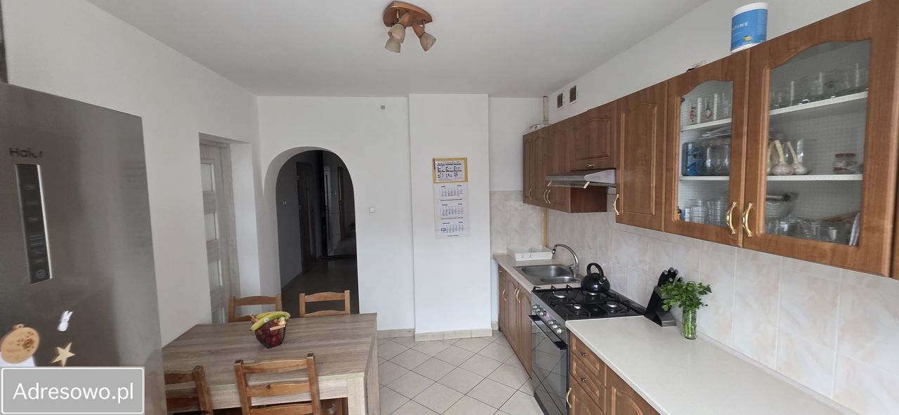 Mieszkanie 3-pokojowe Różyny. Zdjęcie 5