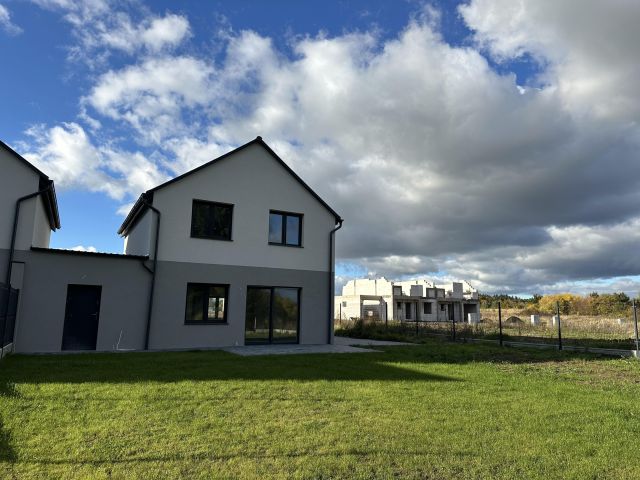 dom szeregowy, 4 pokoje Wałbrzych Rusinowa, ul. Noworudzka. Zdjęcie 4