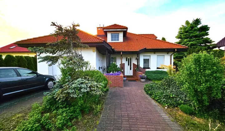 dom wolnostojący, 6 pokoi Osielsko