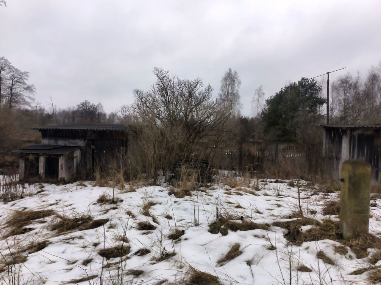 dom wolnostojący, 2 pokoje Łubno, ul. Polna. Zdjęcie 15