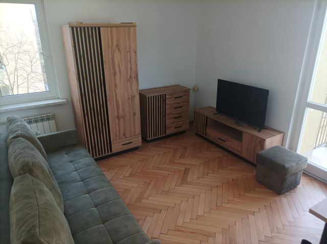 Mieszkanie 2-pokojowe Pabianice Piaski, ul. Wileńska. Zdjęcie 1