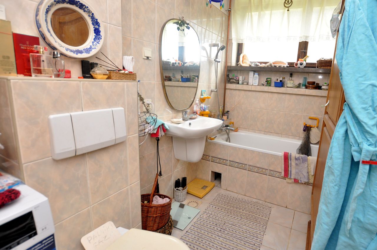 dom wolnostojący, 6 pokoi Katowice Brynów, ul. Dzięciołów. Zdjęcie 12