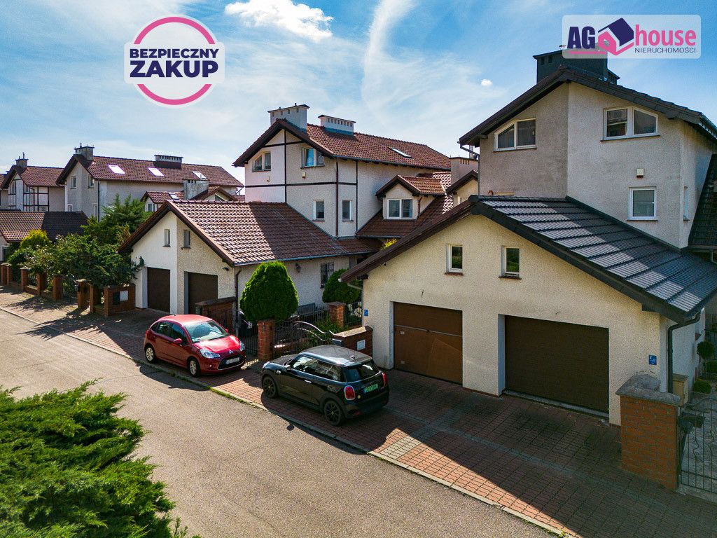 dom szeregowy, 8 pokoi Gdańsk Orunia, ul. Jana Czirenberga. Zdjęcie 3