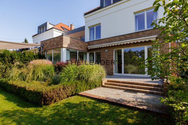 bliźniak, 6 pokoi Warszawa Wilanów, ul. Syta. Zdjęcie 1