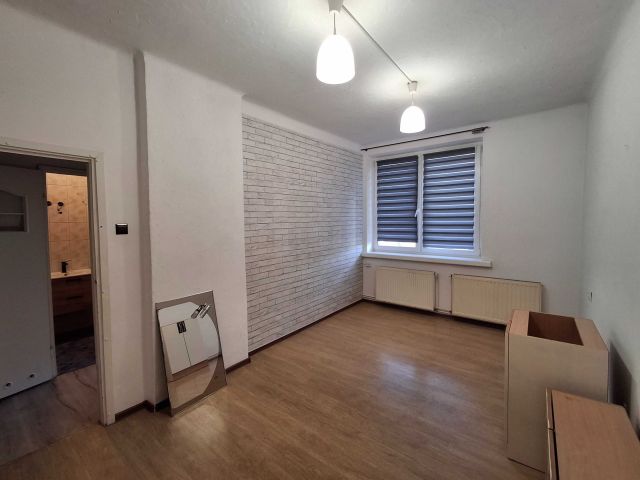 Mieszkanie 3-pokojowe Gubin, ul. Bolesława Chrobrego. Zdjęcie 1