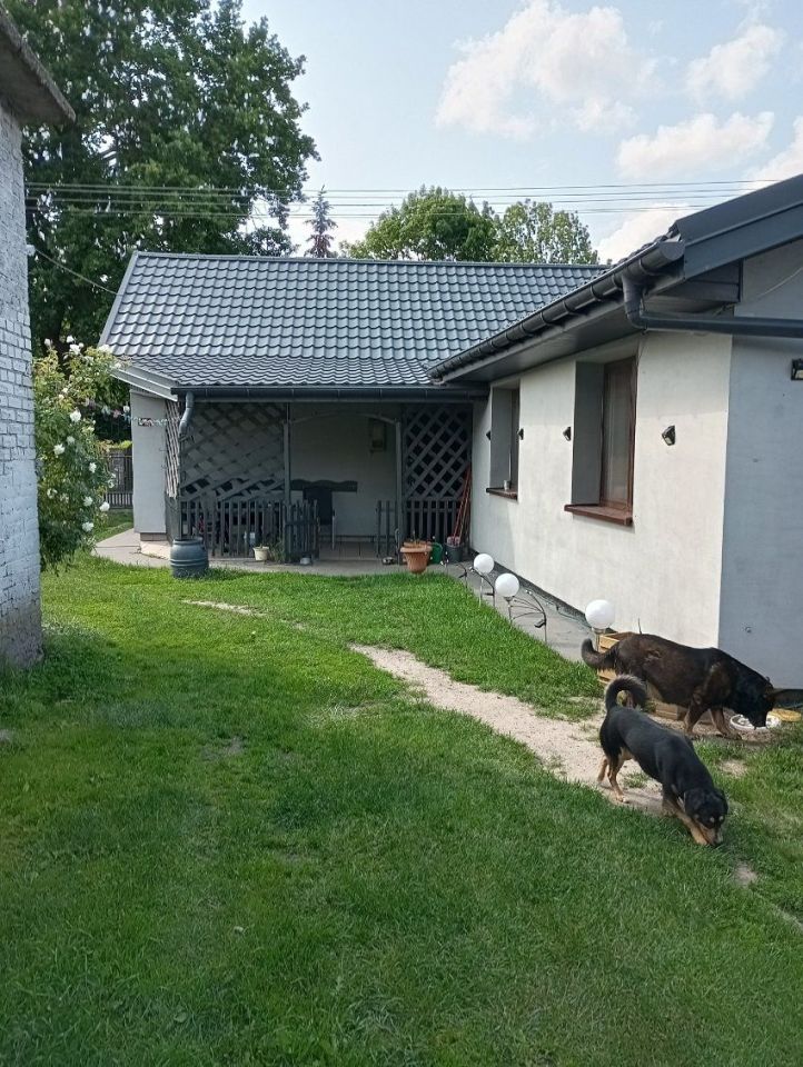 dom Stary Komunin