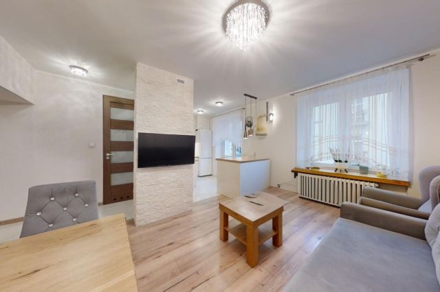 Mieszkanie 3-pokojowe Łódź Bałuty, ul. Bojowników Getta Warszawskiego. Zdjęcie 1