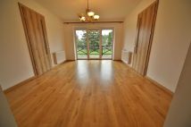 Mieszkanie 3-pokojowe Żołynia. Zdjęcie 2