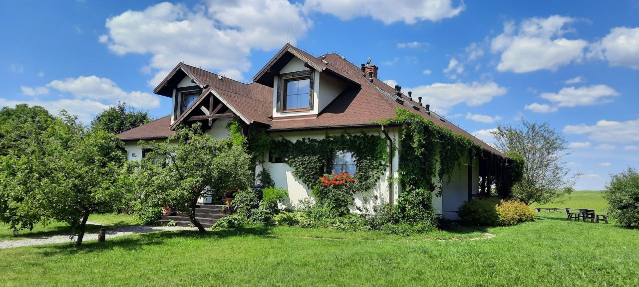 dworek, 11 pokoi Grzegorzowice