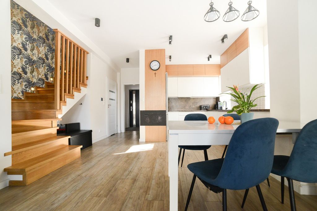 dom szeregowy, 6 pokoi Ząbki, ul. Skowronka. Zdjęcie 15