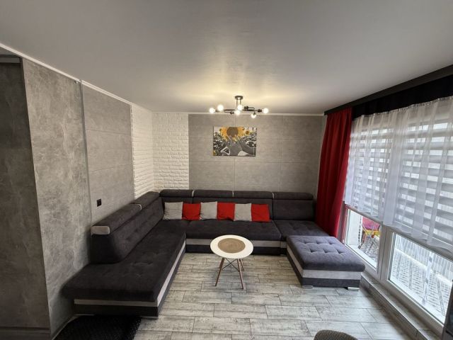 Mieszkanie 3-pokojowe Wodzisław Śląski, os. XXX-lecia PRL. Zdjęcie 1