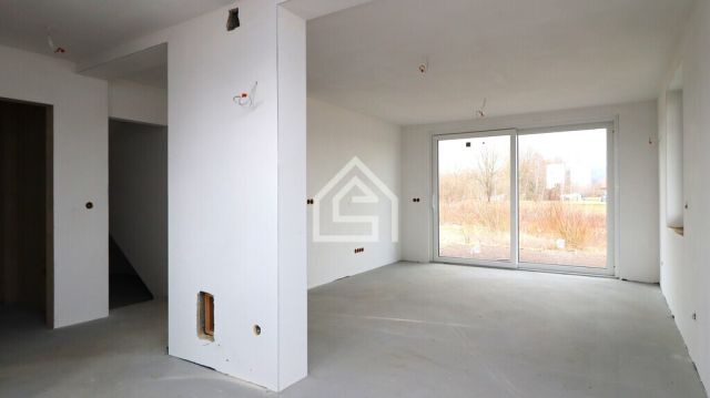 dom wolnostojący, 5 pokoi Nieszkowice Małe. Zdjęcie 4