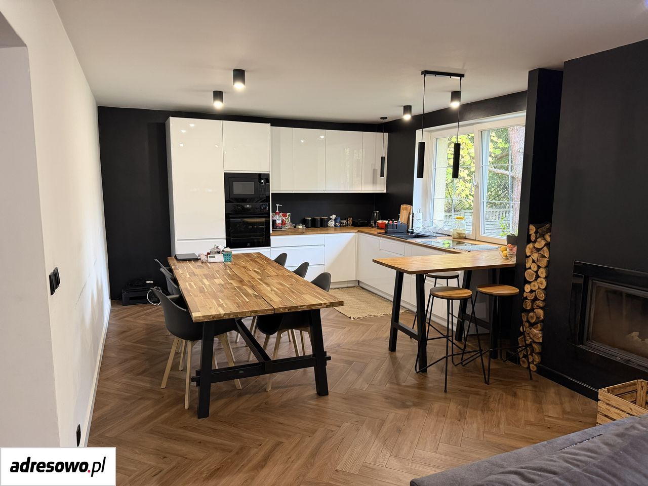 dom wolnostojący, 8 pokoi Częstochowa Parkitka, ul. Bialska. Zdjęcie 12
