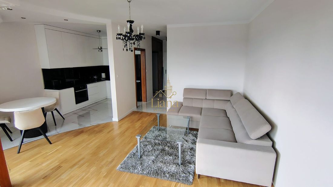 Mieszkanie 3-pokojowe Warszawa Mokotów, al. Wyścigowa. Zdjęcie 1