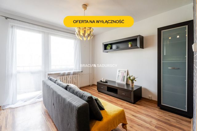 Mieszkanie 3-pokojowe Kraków Mistrzejowice, os. Bohaterów Września. Zdjęcie 1