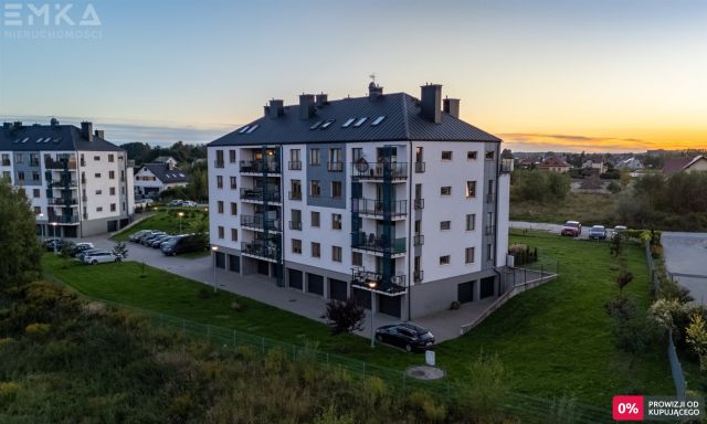 Mieszkanie 4-pokojowe Starogard Gdański, ul. Alojzego Pawła Gusowskiego. Zdjęcie 1