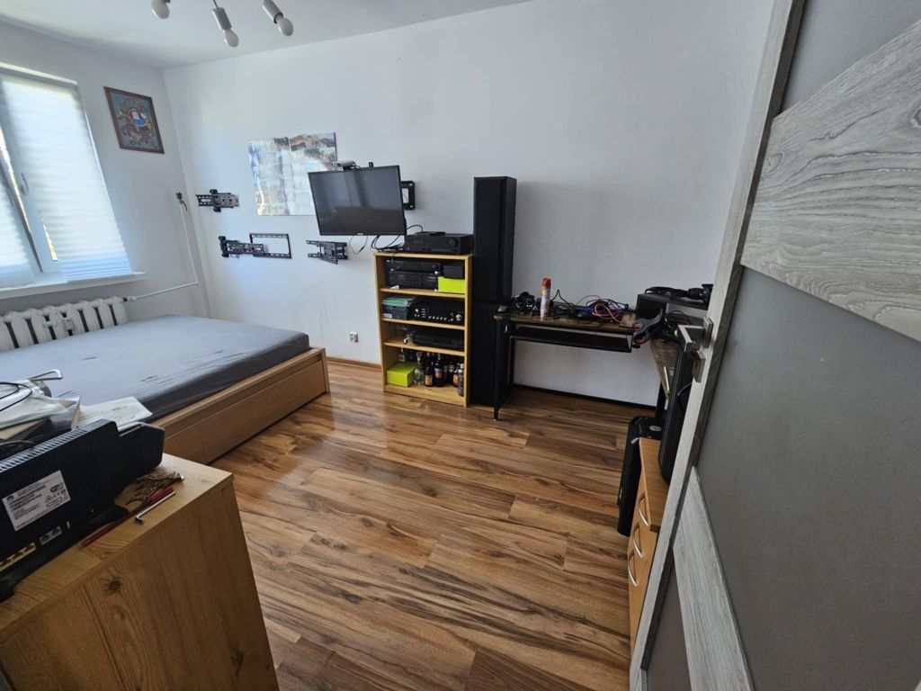 Mieszkanie 3-pokojowe Łódź Olechów. Zdjęcie 4