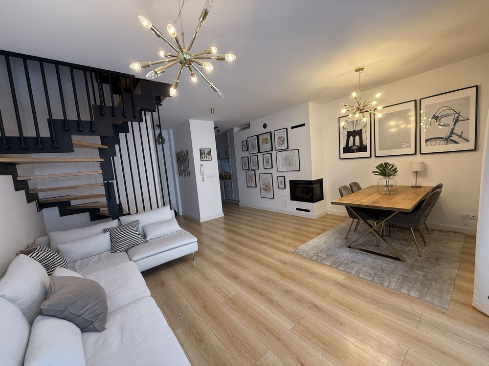 dom szeregowy, 5 pokoi Piaseczno, ul. Dzikiej Jabłoni