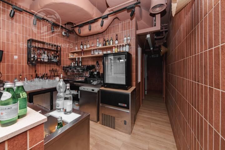 Lokal Wrocław, pl. Jana Pawła II. Zdjęcie 6
