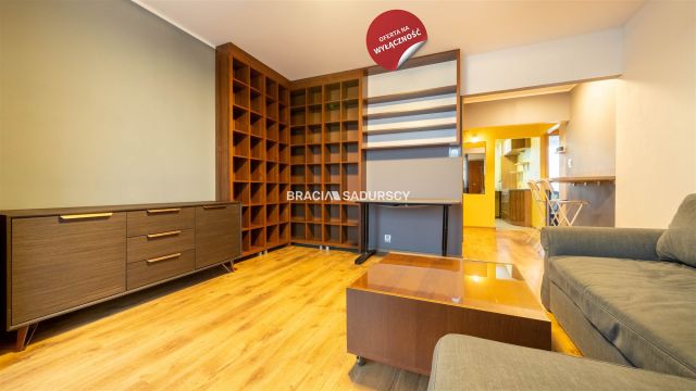 Mieszkanie 3-pokojowe Kraków Mistrzejowice, os. Tysiaclecia. Zdjęcie 1