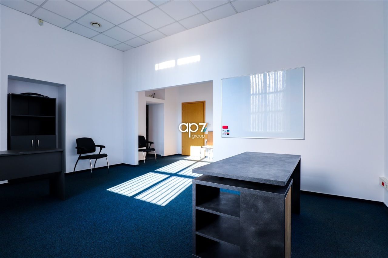 Lokal Kraków Stare Miasto. Zdjęcie 3