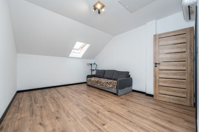 Mieszkanie 6-pokojowe Marki, Akacjowa 19. Zdjęcie 12