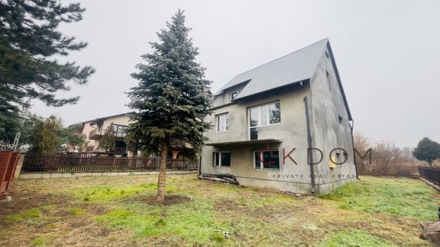 dom wolnostojący, 5 pokoi Staszów, ul. Juliusza Słowackiego. Zdjęcie 1