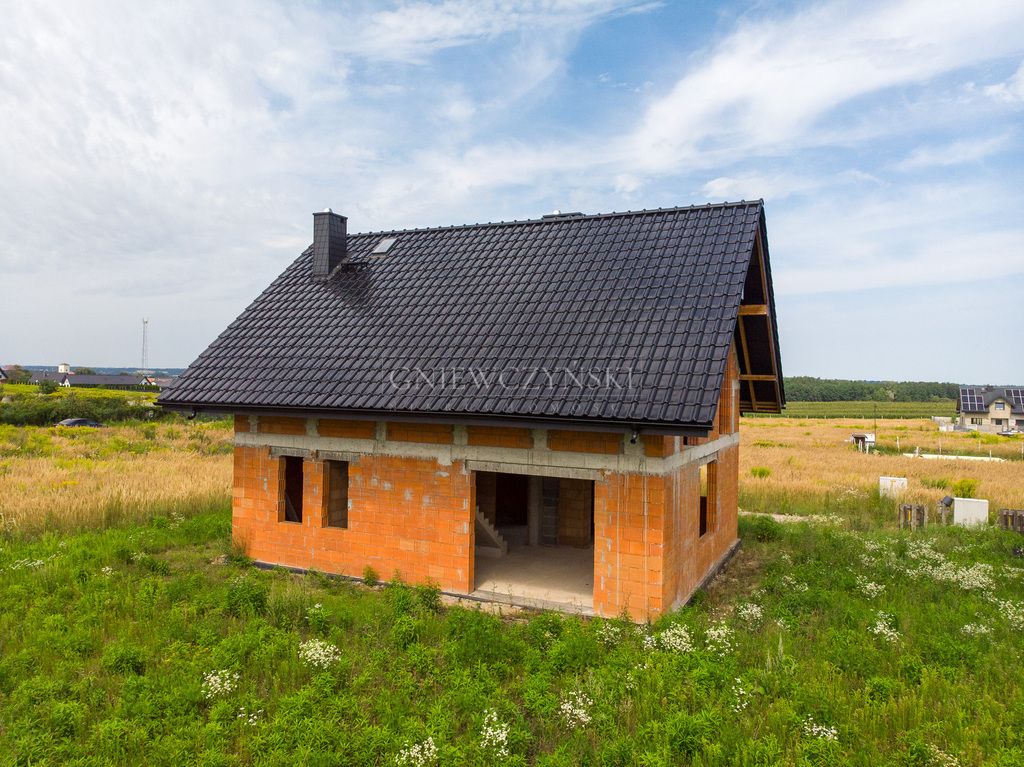 dom wolnostojący, 3 pokoje Niwnica. Zdjęcie 2