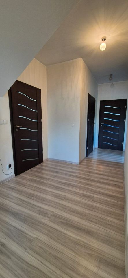 dom wolnostojący, 5 pokoi Toruń Stawki, ul. Kosa. Zdjęcie 3