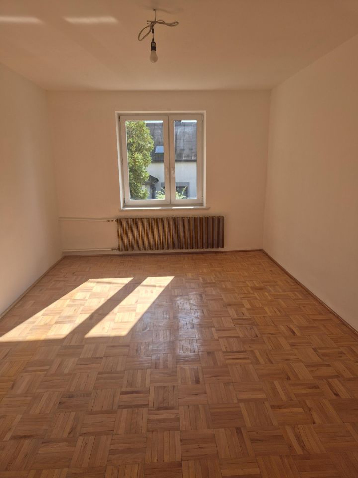 dom wolnostojący, 6 pokoi Łodygowice, ul. Jesionowa. Zdjęcie 4