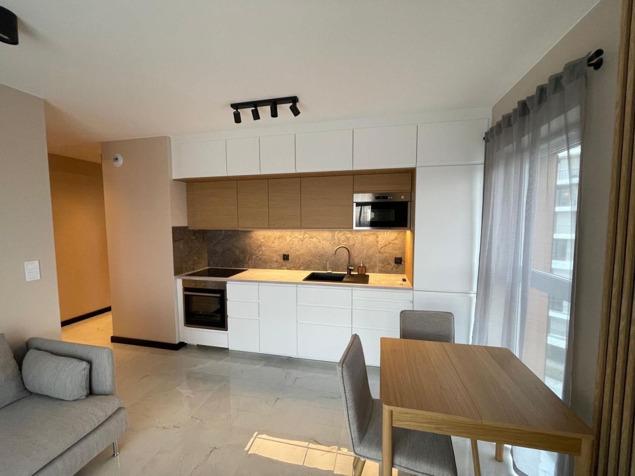 Mieszkanie 2-pokojowe Kraków Zabłocie, ul. Pana Tadeusza. Zdjęcie 2