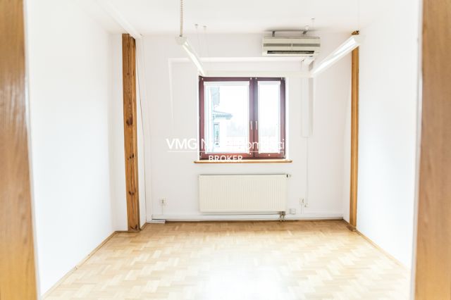 dom wolnostojący, 19 pokoi Warszawa Wawer. Zdjęcie 41