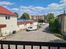 Hala/magazyn Dwikozy. Zdjęcie 4