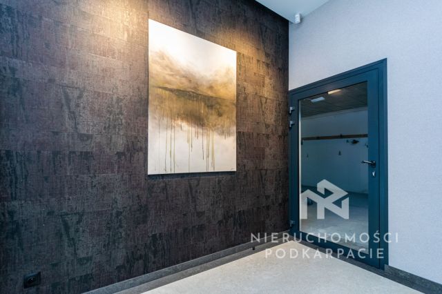 Biuro Rzeszów, al. Niepodległości. Zdjęcie 10