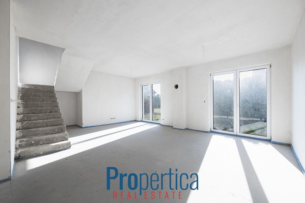 dom wolnostojący, 5 pokoi Stanisławów Pierwszy. Zdjęcie 6