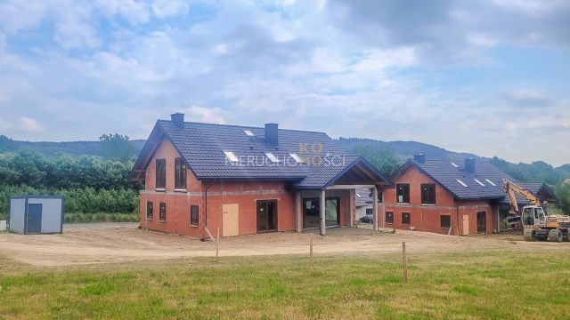 dom wolnostojący, 6 pokoi Przedwojów. Zdjęcie 1