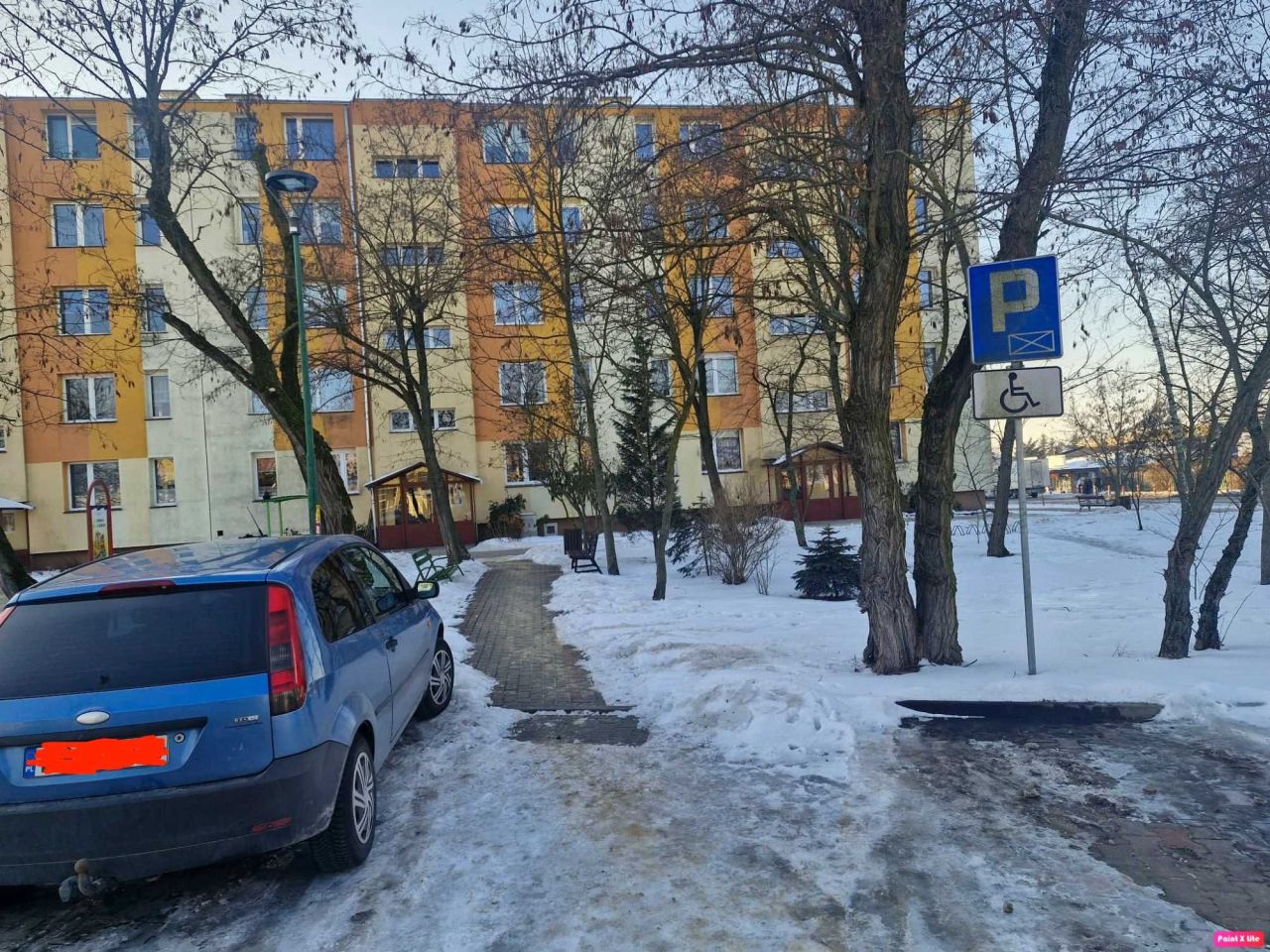 Mieszkanie 3-pokojowe Białobrzegi, ul. Rzemieślnicza. Zdjęcie 2