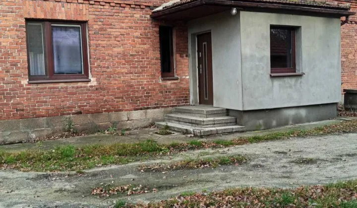 dom wolnostojący, 3 pokoje Molna