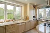 dom wolnostojący, 7 pokoi Kraków Bronowice, ul. Wojciecha Halczyna. Zdjęcie 4