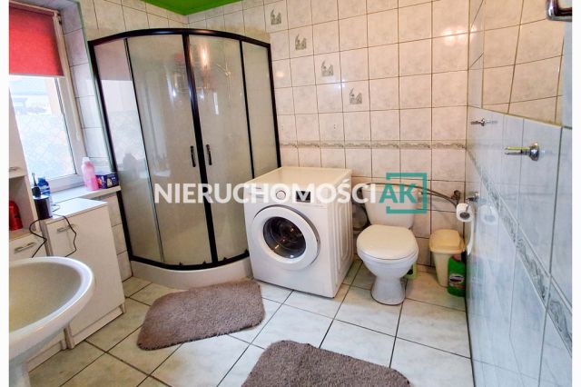 dom wolnostojący, 5 pokoi Lubstów. Zdjęcie 12