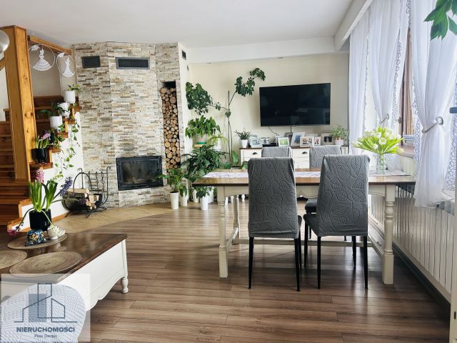 dom szeregowy, 11 pokoi Nikutowo. Zdjęcie 5