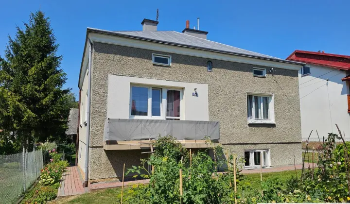 dom wolnostojący, 5 pokoi Miejsce Piastowe, ul. Starowiejska