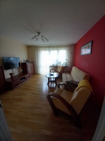 Mieszkanie 4-pokojowe Suchedniów, os. marsz. Józefa Piłsudskiego. Zdjęcie 1