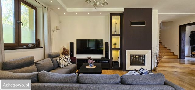 dom wolnostojący, 5 pokoi Sadowa. Zdjęcie 1